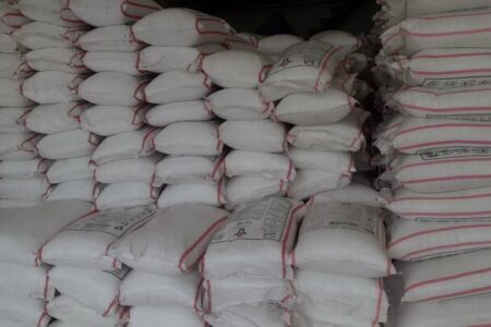 حدود ۳۳ هزار تن انواع کود کشاورزی در آذربایجان غربی توزیع می شود